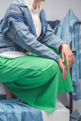 Green modest loose-fit pants for everyday