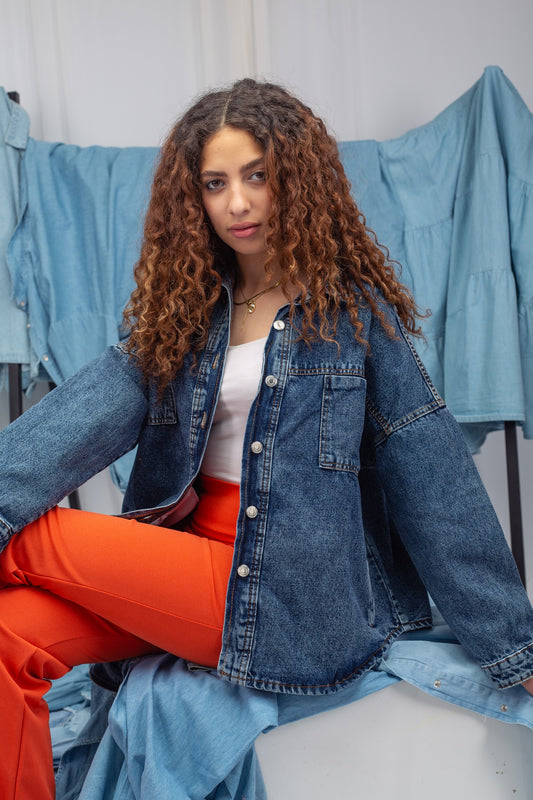 Urban Denim Jacket – relaxed fit with chest and side pockets