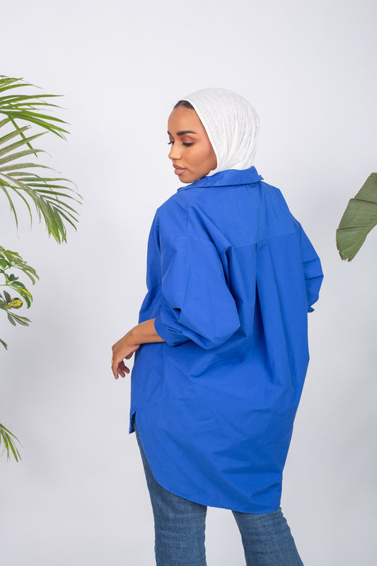 Blue essential chemise with modest cut and breathable 