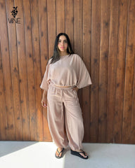 Relaxed Wide-Leg Pants