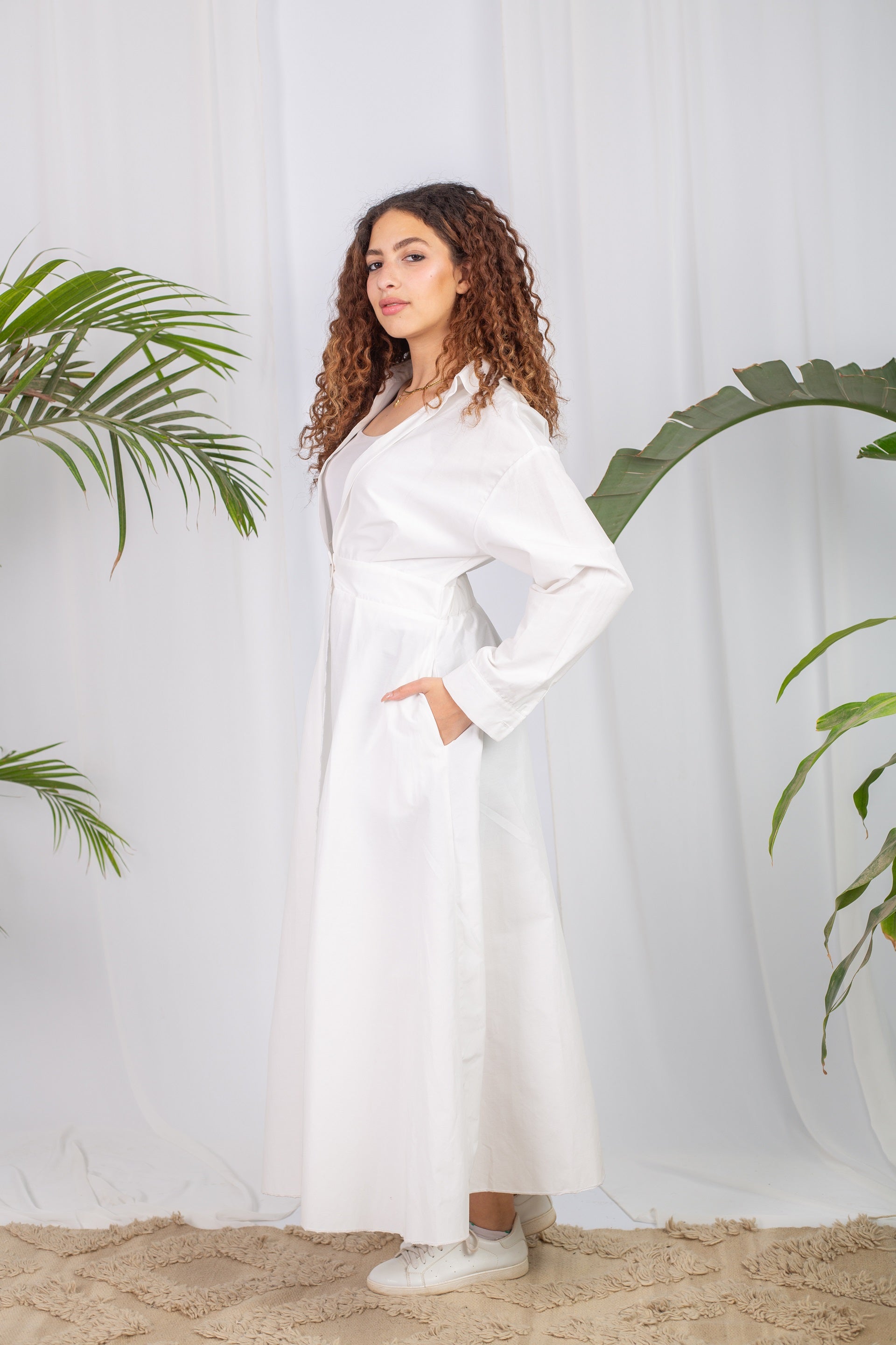 Orla Dress in White – full-length, tailored fit